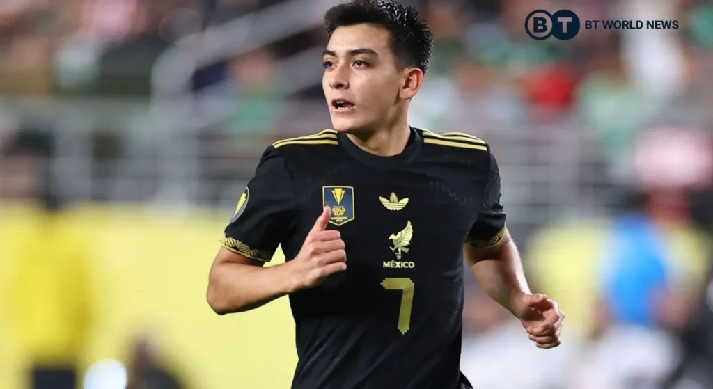 Gilberto Mora becomes the second-youngest player to start in a World Cup knockout match